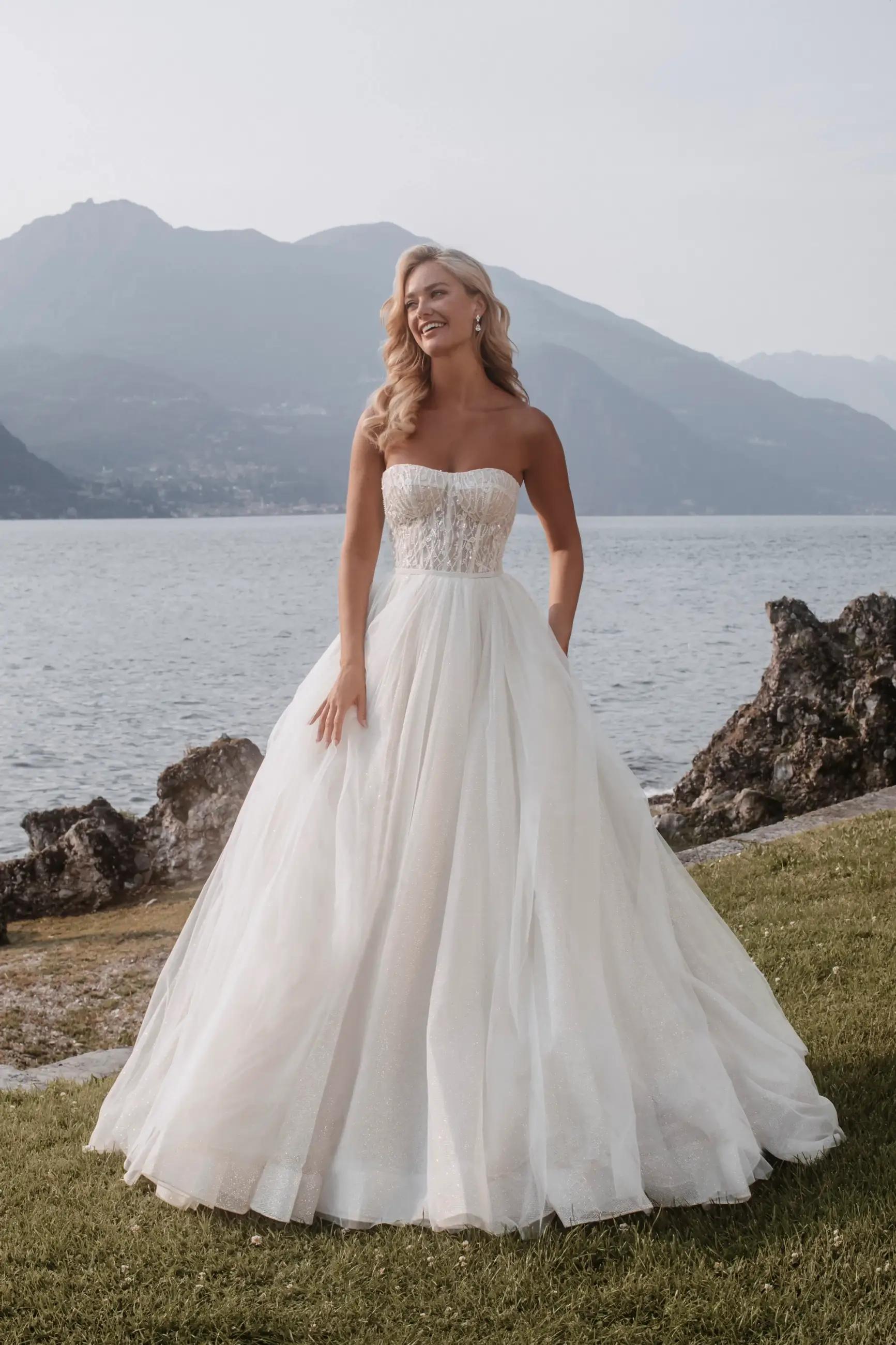 A Bride&#39;s Guide to Silhouettes: Choosing the Perfect Shape for Your Wedding Gown Image